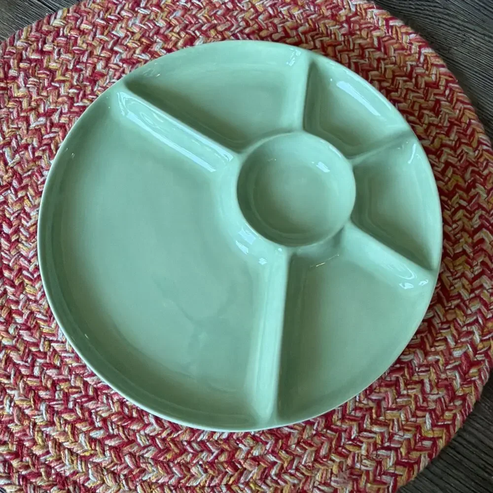 Williams Sonoma Jasmine Divided Luncheon Appetizer Snack Plate set of 6 green